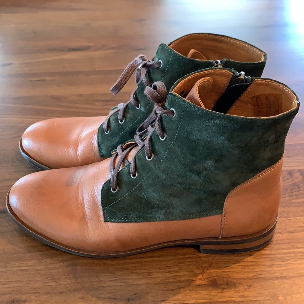 Classic Booties - Picture 4 of 4